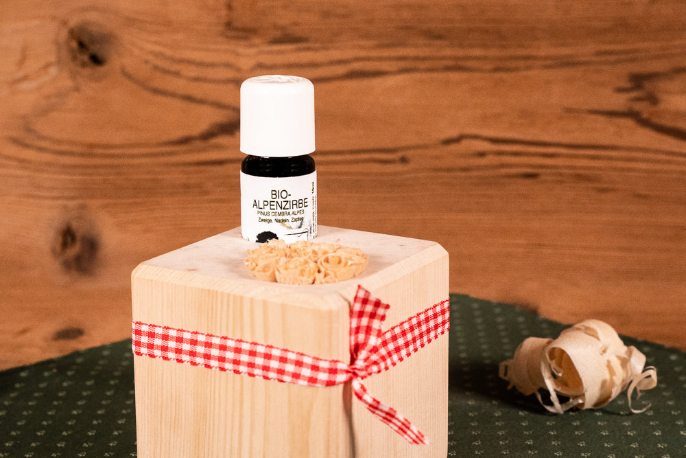 Zirbenwürfel mit 10 ml Bio Zirbenöl