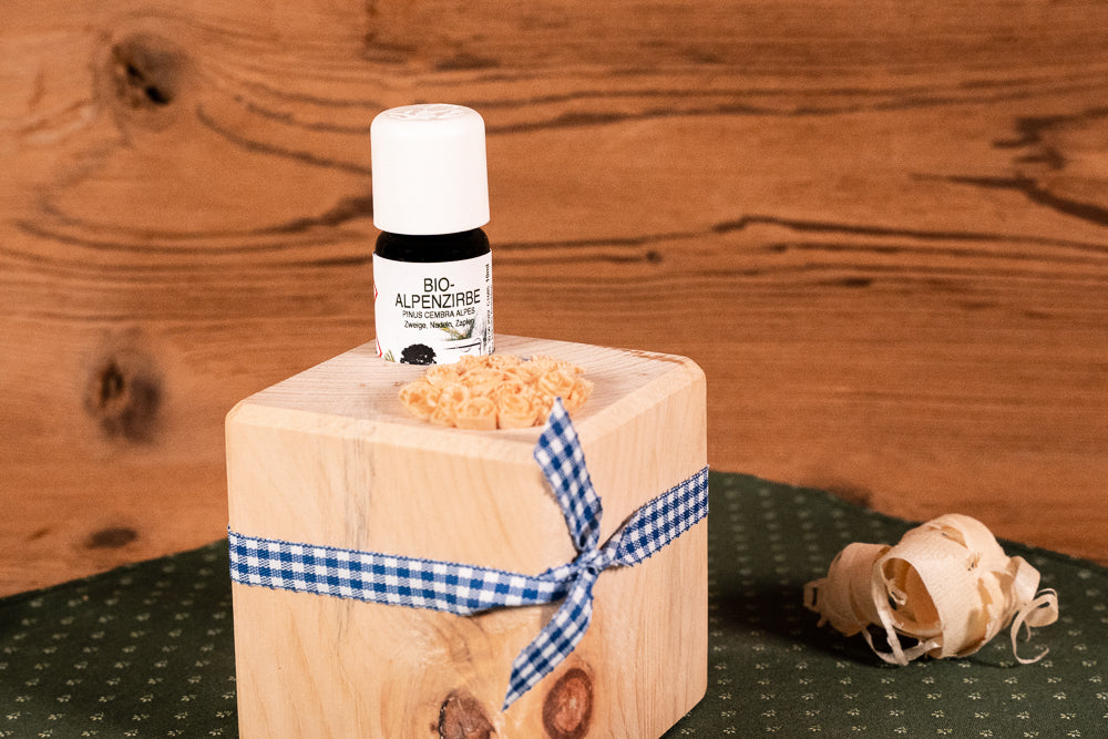 Zirbenwürfel mit 10 ml Bio Zirbenöl